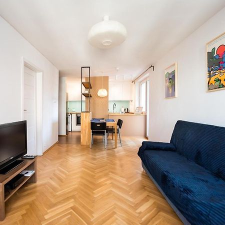 Ochota Artistic Space Apartment Warsaw Luaran gambar